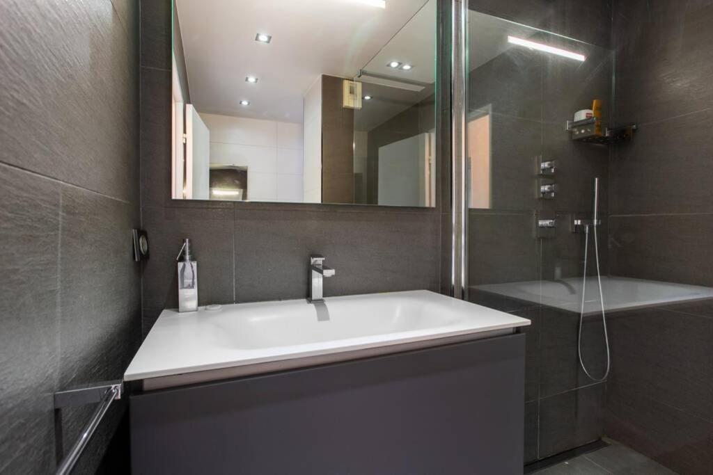 Prox.Gare Montparnasse-Galeries Lafayette! 4Pers. Apartment Париж Екстериор снимка